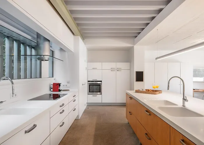 アパート Casas Do Sarela By Upper Luxury Housing サンティアゴ・デ・コンポステーラ