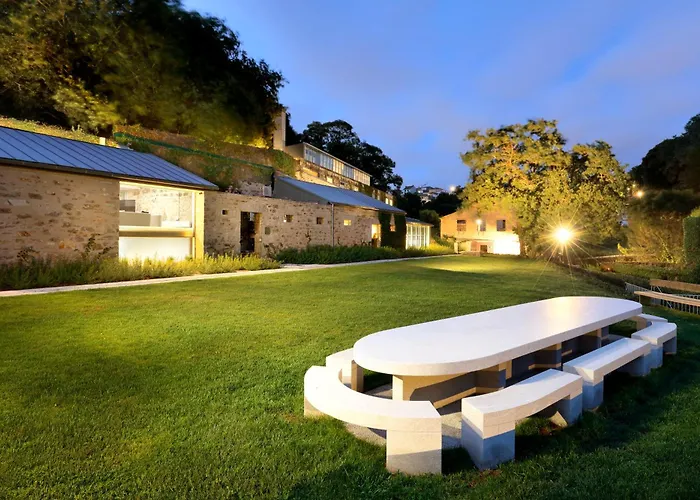 アパート Casas Do Sarela By Upper Luxury Housing サンティアゴ・デ・コンポステーラ